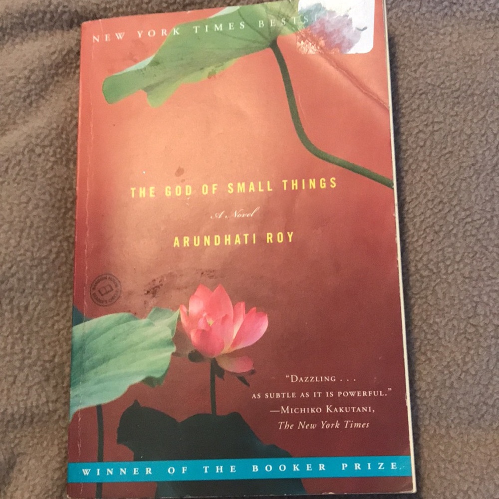 The God of Small Things: A Novel - Picture 4 of 5